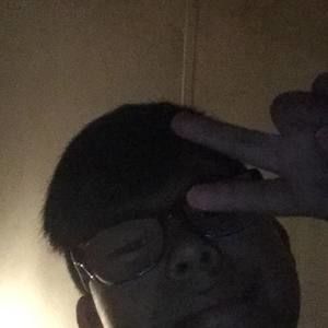 Meet your Posher, Darien